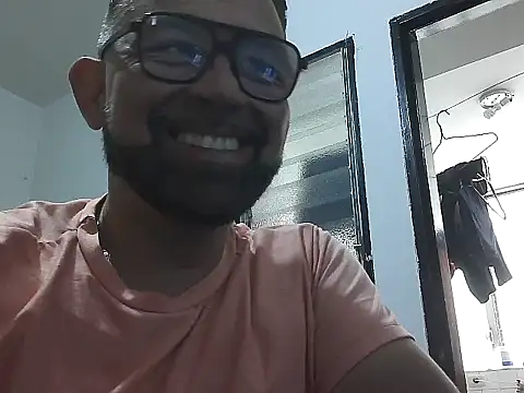 CarlossexVen online show from May 14, 2026, 2:47 pm