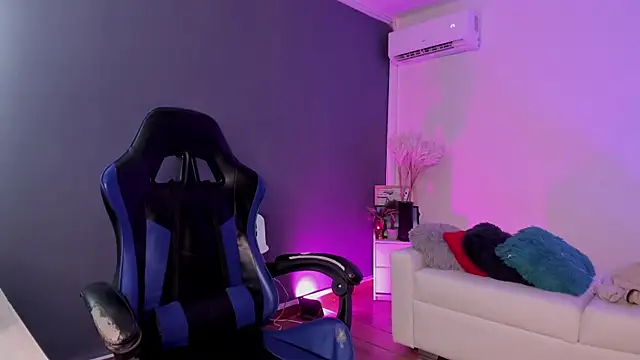 NoahBull19 online show from July 8, 2026, 2:35 am