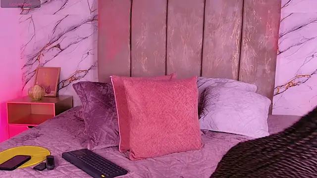 KaylaKnowles Pv online show from May 14, 2026, 8:50 pm