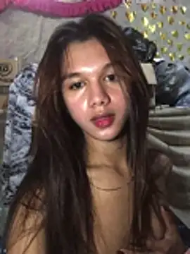 Snapshot of marie_castro chatting on June 14, 2026, 5:30 am marie castro online show from June 14, 2026, 5:30 am