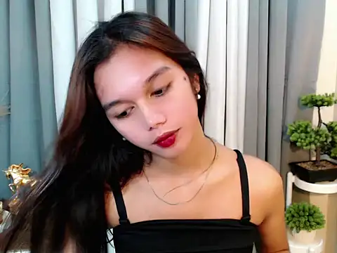 Snapshot of marie_castro chatting on May 9, 2026, 6:11 pm marie castro online show from May 9, 2026, 6:11 pm