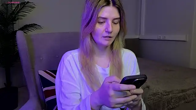 TonyaMeow online show from June 16, 2026, 1:16 am