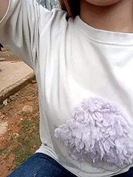 Ngocnga2 online show from April 24, 2026, 1:07 am