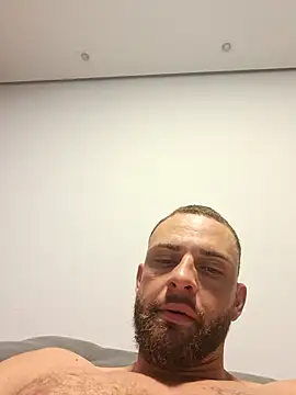 Mineirinho22c online show from April 18, 2026, 3:42 am