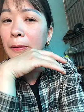 Snapshot of -Hanna_ chatting on April 24, 2026, 3:19 am -Hanna online show from April 24, 2026, 3:19 am