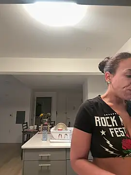 Snapshot of DominicanJojo chatting on August 2, 2026, 5:21 pm DominicanJojo online show from August 2, 2026, 5:21 pm