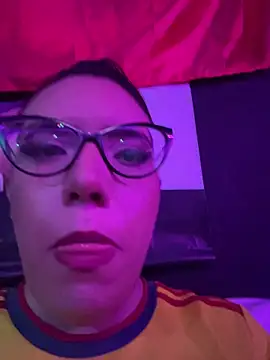 AliceMtz online show from June 18, 2026, 1:15 am