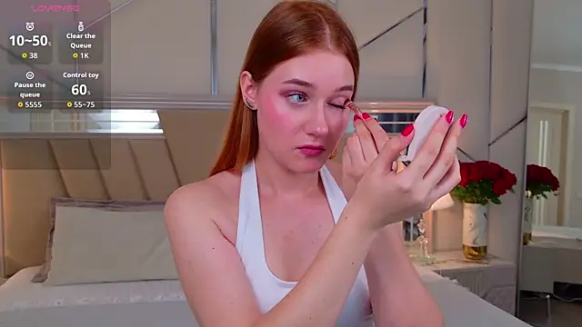 EmmiliRosse online show from May 22, 2026, 5:22 pm