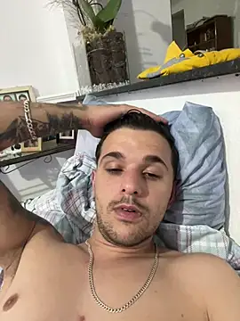 Snapshot of JoaoVentura3 chatting on April 25, 2026, 4:04 am JoaoVentura3 online show from April 25, 2026, 4:04 am