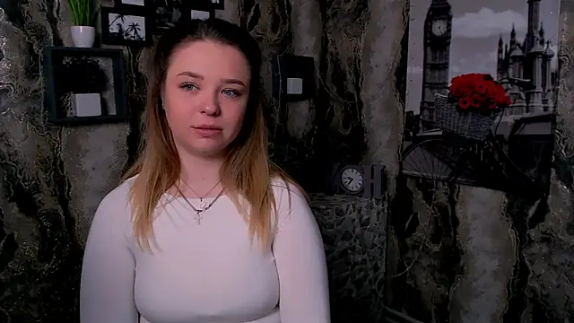 NicoleAura online show from April 22, 2026, 7:15 am