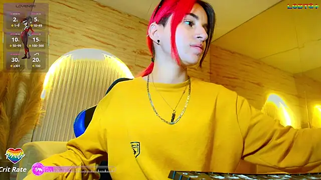 Snapshot of Moon_Red_r chatting on June 25, 2026, 1:05 pm Moon Red r online show from June 25, 2026, 1:05 pm