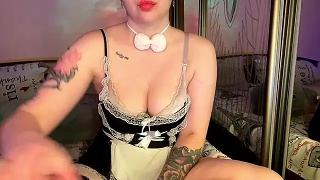 MistiPitzen online show from May 17, 2026, 10:43 pm