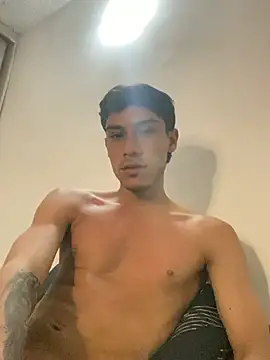 Axel DavisS online show from May 11, 2026, 5:43 pm