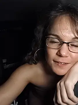 Snapshot of BaileyMFox chatting on May 19, 2026, 1:56 am BaileyMFox online show from May 19, 2026, 1:56 am