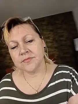 I amVeronicle online show from May 24, 2026, 5:35 pm