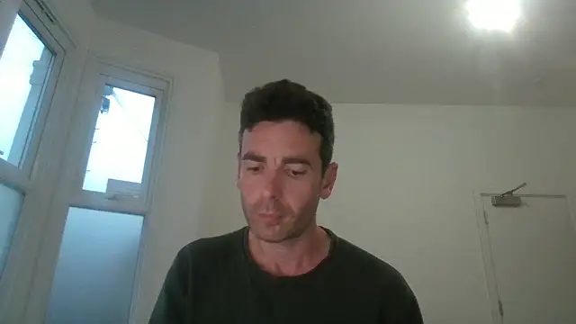 Snapshot of frenchbdmaninlondon chatting on July 6, 2026, 8:11 pm frenchbdmaninlondon online show from July 6, 2026, 8:11 pm