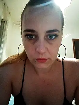 Snapshot of DARKLUNA_3 chatting on July 22, 2026, 8:33 pm DARKLUNA 3 online show from July 22, 2026, 8:33 pm