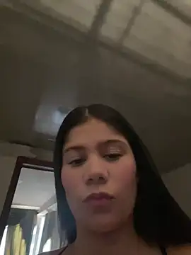 Snapshot of arianaacarter chatting on June 1, 2026, 8:30 pm arianaacarter online show from June 1, 2026, 8:30 pm