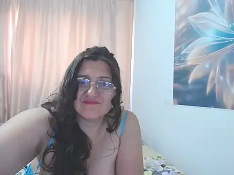 SophiaBlis online show from July 26, 2026, 8:43 am