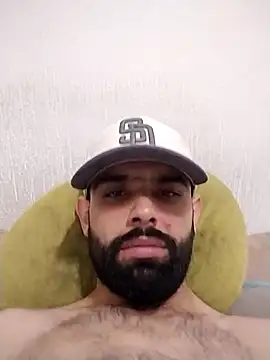 Barbas44420 online show from June 14, 2026, 4:46 am
