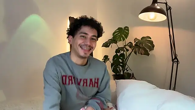 Snapshot of Noah_and_Steven chatting on April 29, 2026, 5:30 pm Noah and Steven online show from April 29, 2026, 5:30 pm