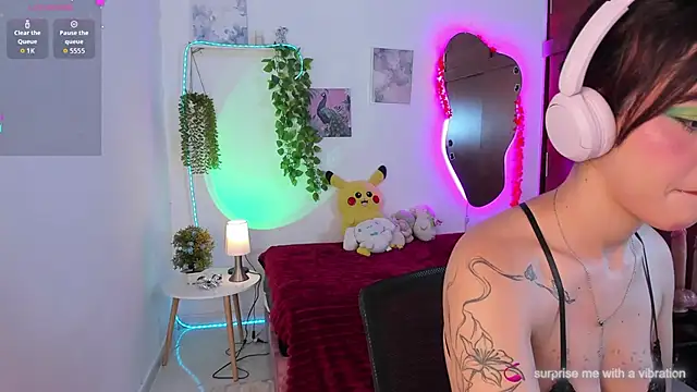 vexa Rosie online show from May 7, 2026, 1:47 pm