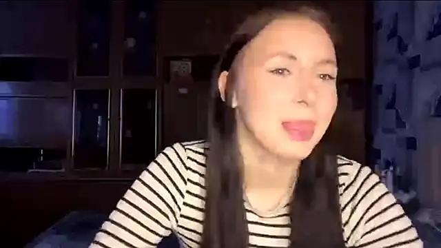 JanitaNetrosio online show from April 20, 2026, 9:12 am