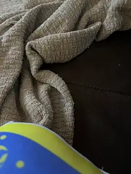 pikachama18 online show from April 19, 2026, 11:44 am