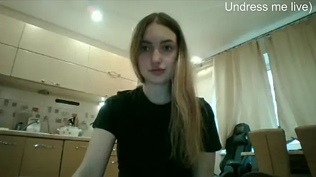 Snapshot of Lisanta chatting on May 19, 2026, 4:14 pm Lisanta online show from May 19, 2026, 4:14 pm