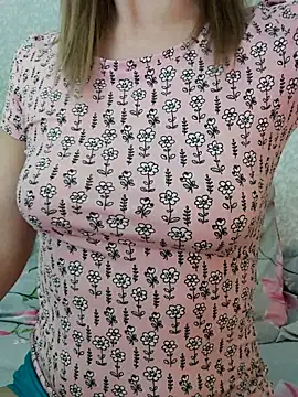 Myiasis online show from April 24, 2026, 8:55 pm