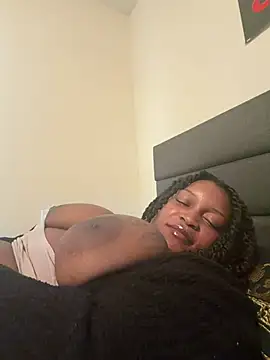 Snapshot of thedarkenchantress chatting on January 11, 2026, 5:09 pm thedarkenchantress online show from January 11, 2026, 5:09 pm
