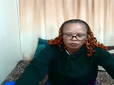 Snapshot of Ebony_Bloom69 chatting on July 1, 2026, 5:08 am Ebony Bloom69 online show from July 1, 2026, 5:08 am