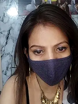 Snapshot of lovelyrosewifey chatting on May 21, 2026, 11:51 am lovelyrosewifey online show from May 21, 2026, 11:51 am