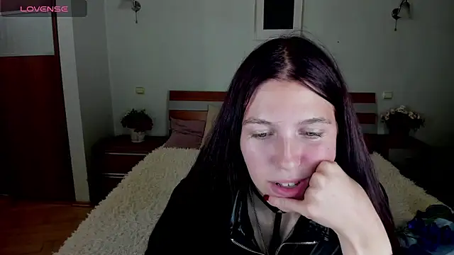 Snapshot of MaryRapunzel chatting on May 13, 2026, 7:32 pm MaryRapunzel online show from May 13, 2026, 7:32 pm