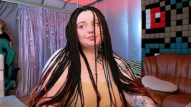 CatherineClaire online show from June 5, 2026, 4:35 pm