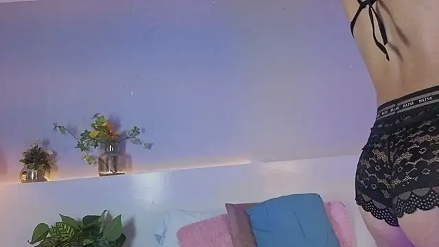 lily obsession online show from April 28, 2026, 4:00 pm