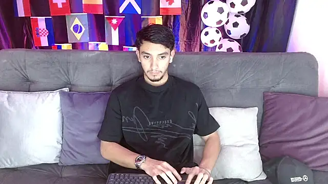 Snapshot of dante_18cm_ chatting on July 21, 2026, 12:24 am dante 18cm online show from July 21, 2026, 12:24 am