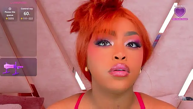 TiannahGlow online show from June 29, 2026, 2:17 pm