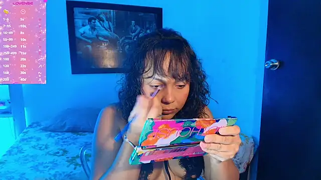 Snapshot of _eilish_ chatting on May 15, 2026, 8:40 pm eilish online show from May 15, 2026, 8:40 pm