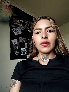 Snapshot of evafuckasd chatting on April 24, 2026, 6:21 pm evafuckasd online show from April 24, 2026, 6:21 pm