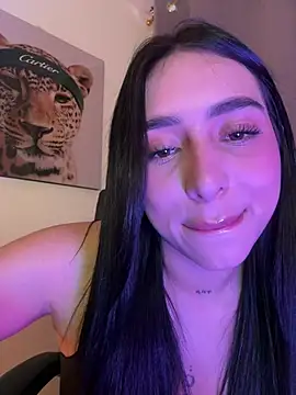 IsabellaNoir  online show from May 11, 2026, 10:18 pm