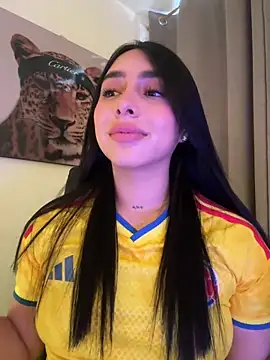 IsabellaNoir  online show from June 11, 2026, 9:45 pm