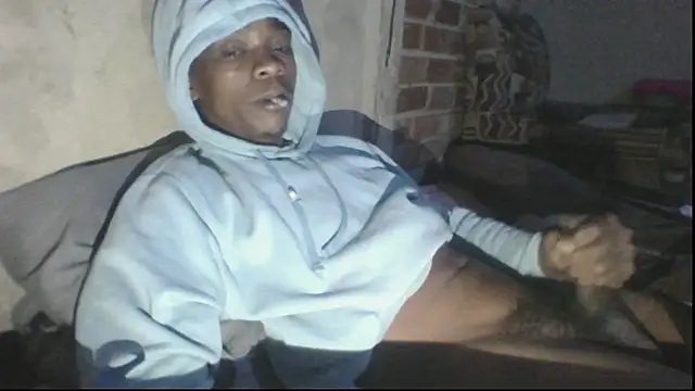 bootypleasr online show from May 10, 2026, 9:38 pm