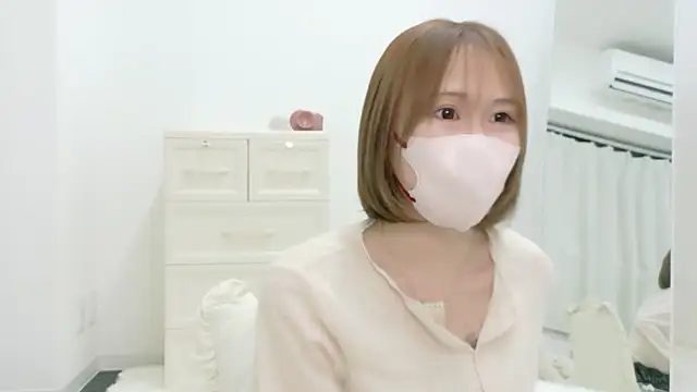 remuchan   online show from April 29, 2026, 9:13 am