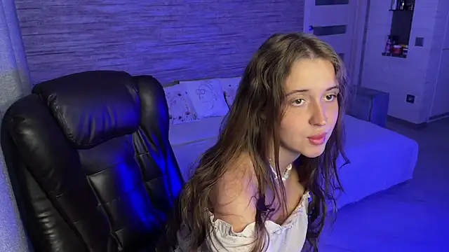 Tiana Belle online show from July 14, 2026, 2:05 am