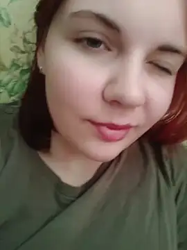 LoisFox online show from May 7, 2026, 5:55 am