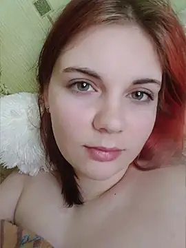 LoisFox online show from May 5, 2026, 11:46 am