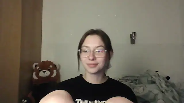 JuicyErika online show from May 22, 2026, 10:41 pm
