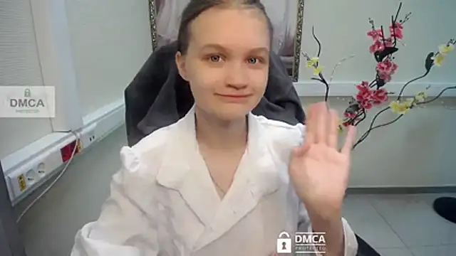 Snapshot of _donnaSia_ chatting on August 5, 2026, 9:58 am donnaSia online show from August 5, 2026, 9:58 am