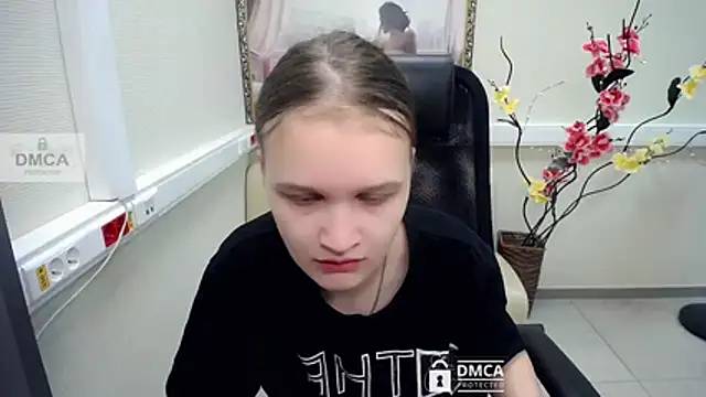 Snapshot of _donnaSia_ chatting on August 3, 2026, 5:26 am donnaSia online show from August 3, 2026, 5:26 am